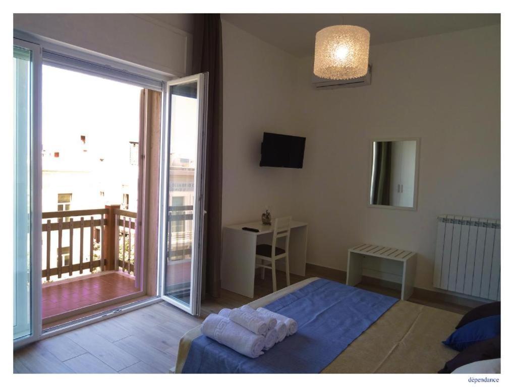 Faro Bianco Gallipoli - Suites & Apartments Eksteriør billede