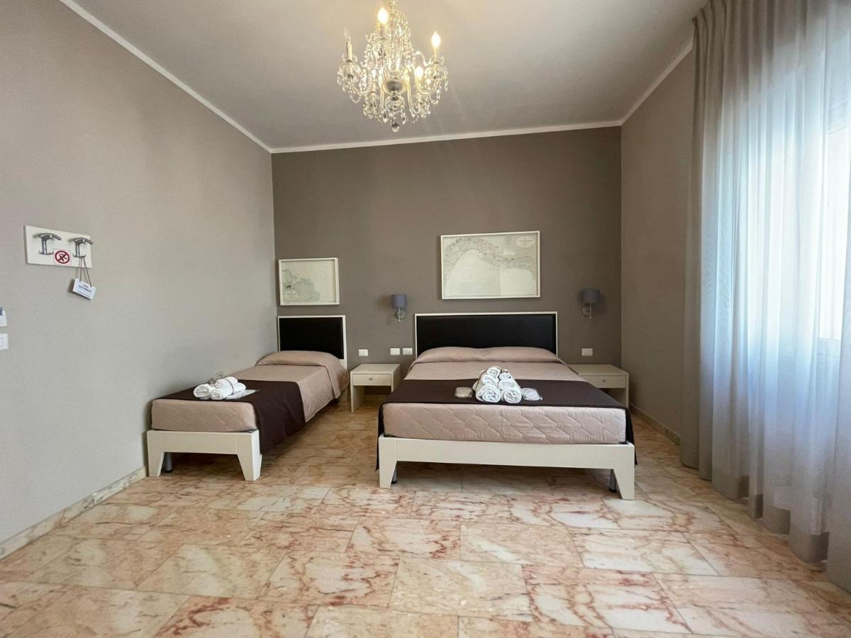 Faro Bianco Gallipoli - Suites & Apartments Eksteriør billede